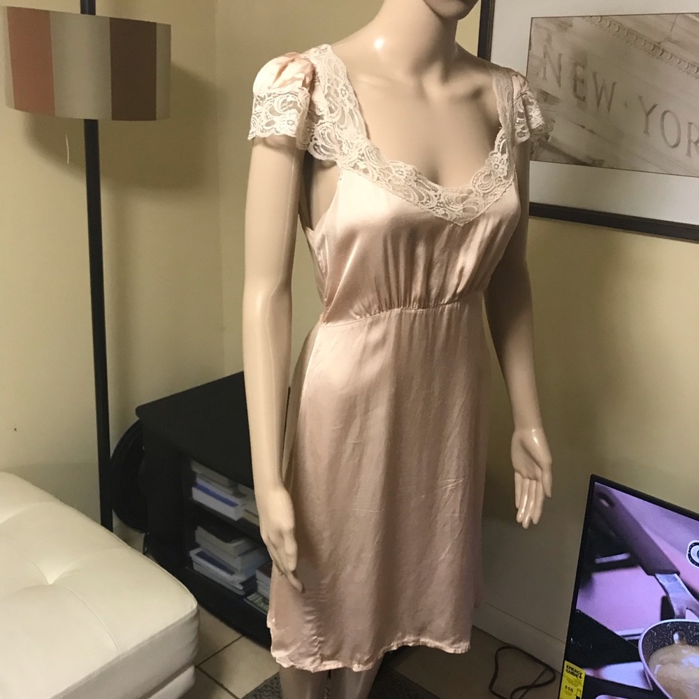 Nude slip dress - Picture 2 of 8